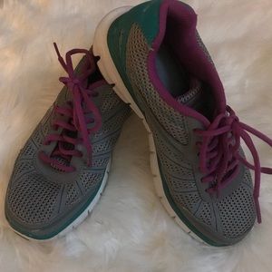 Skechers flex sole memory foam